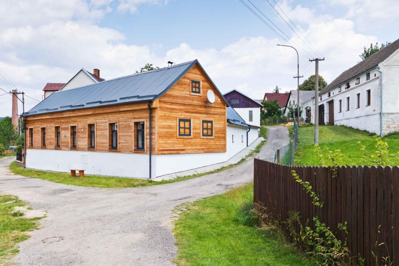 Chalupa Ceska Kanada Pension Dobrohor Buitenkant foto