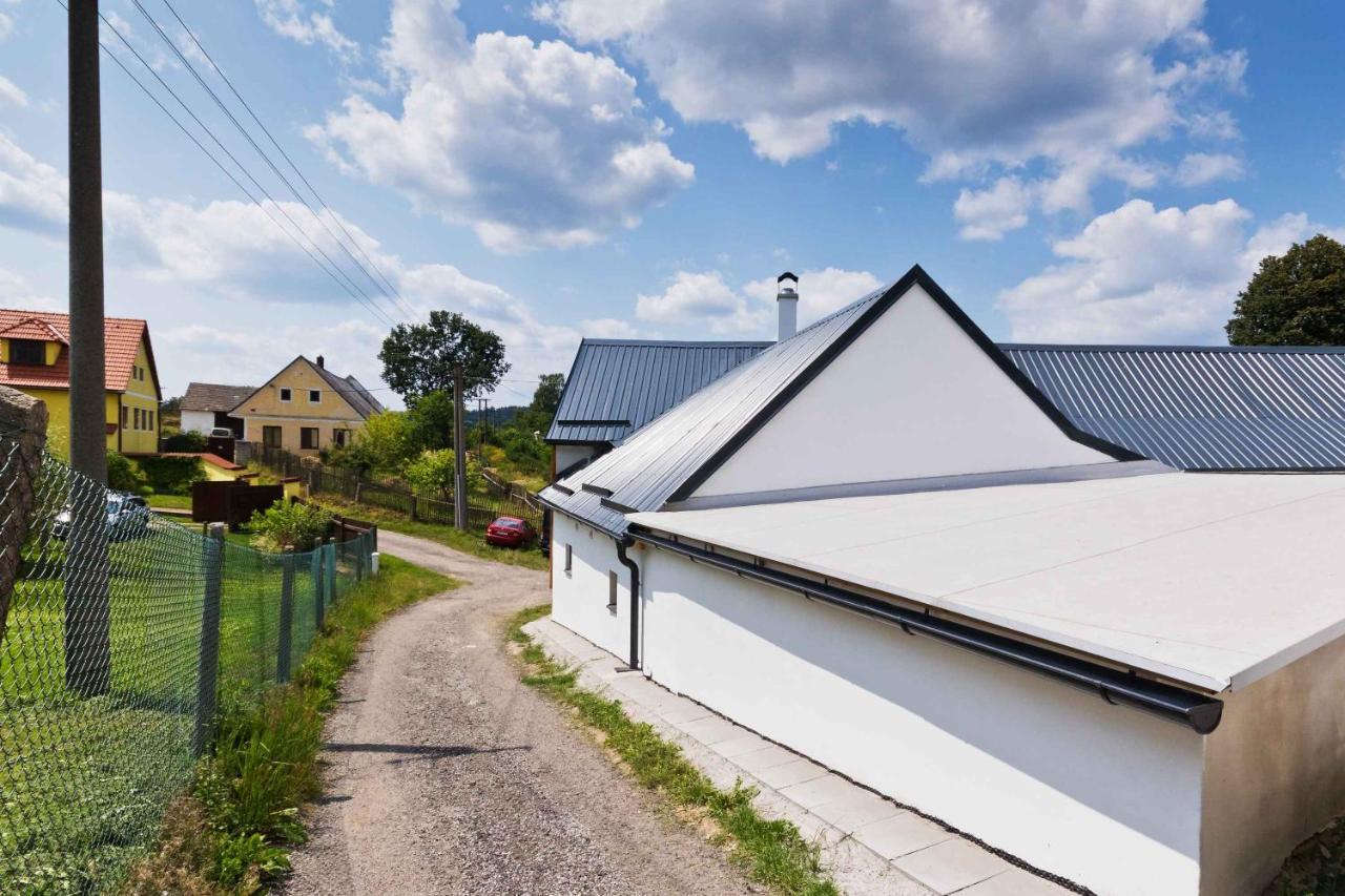 Chalupa Ceska Kanada Pension Dobrohor Buitenkant foto