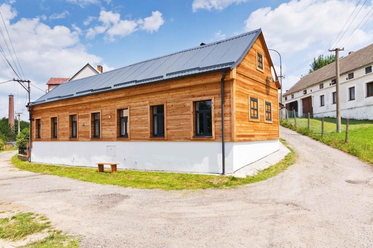 Chalupa Ceska Kanada Pension Dobrohor Buitenkant foto