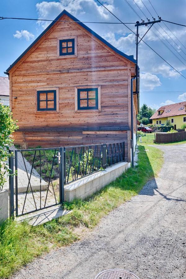 Chalupa Ceska Kanada Pension Dobrohor Buitenkant foto