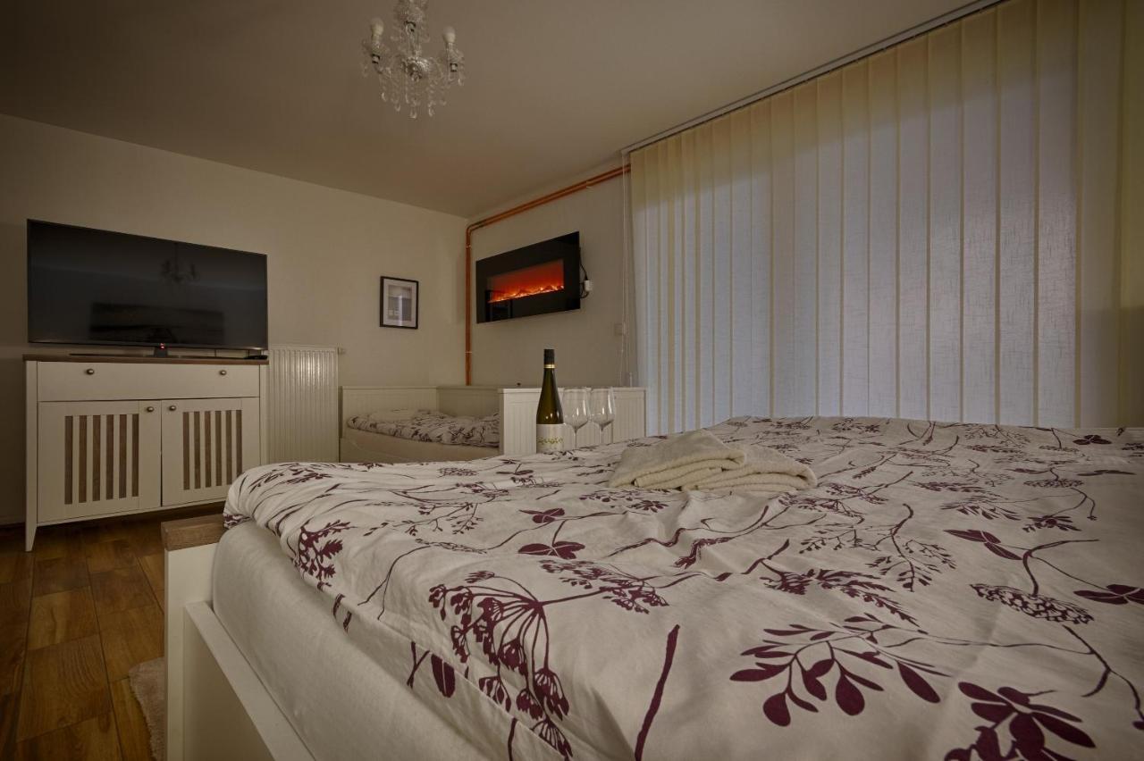 Chalupa Ceska Kanada Pension Dobrohor Buitenkant foto