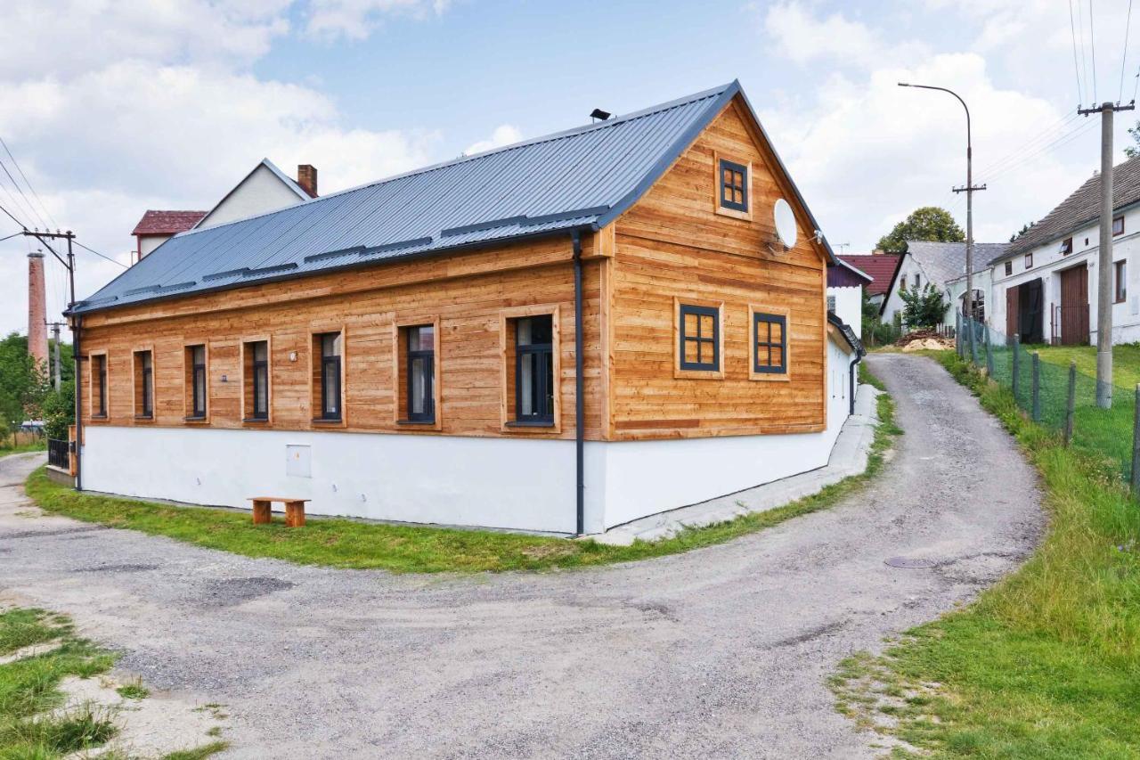 Chalupa Ceska Kanada Pension Dobrohor Buitenkant foto